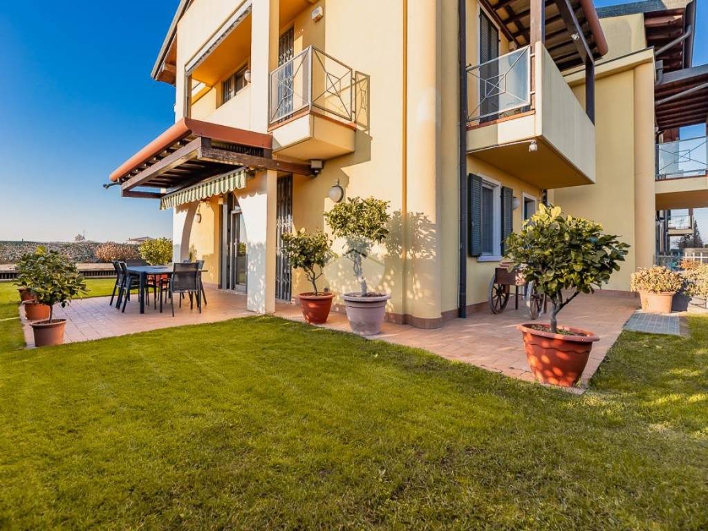 Villetta a schiera a Villafranca di verona in Via Pace, 45 - Foto 2