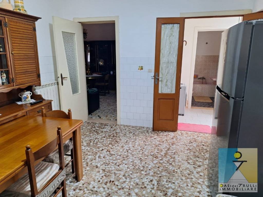 Casa indipendente a San michele salentino in Via Italia - Foto 4