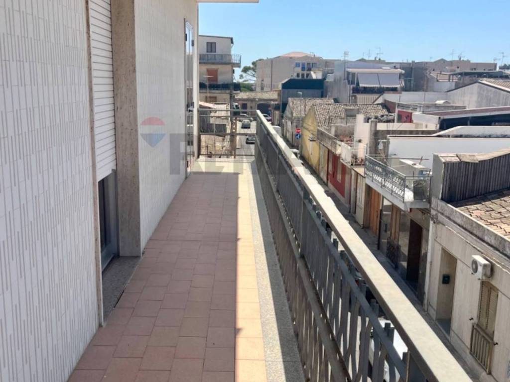 Appartamento a Floridia in Via Scilla, 5 - Foto 2