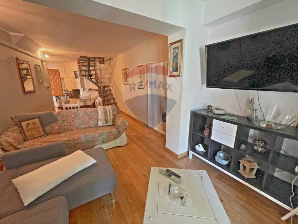 Casa indipendente a Magione in Via del Pontile, 8 - Foto 4