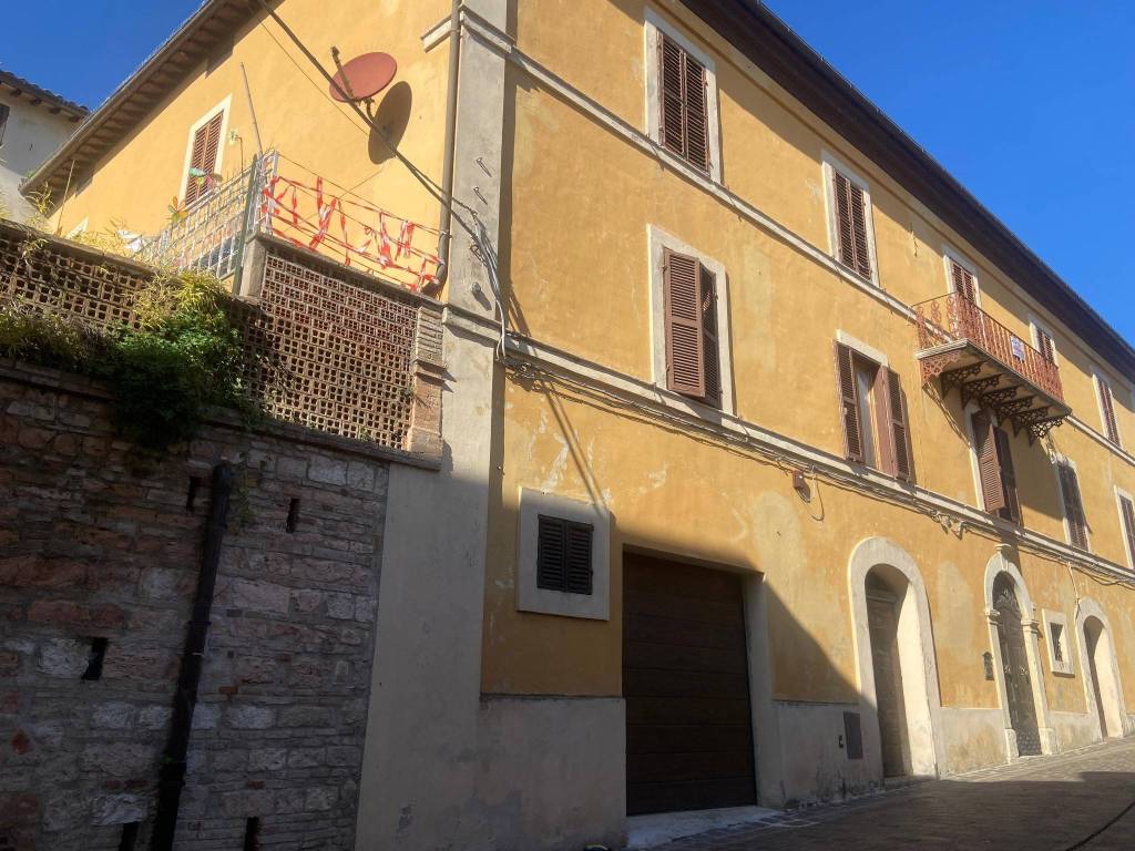 Appartamento a Sigillo in Via Petrelli Fulgenzo - Foto 2