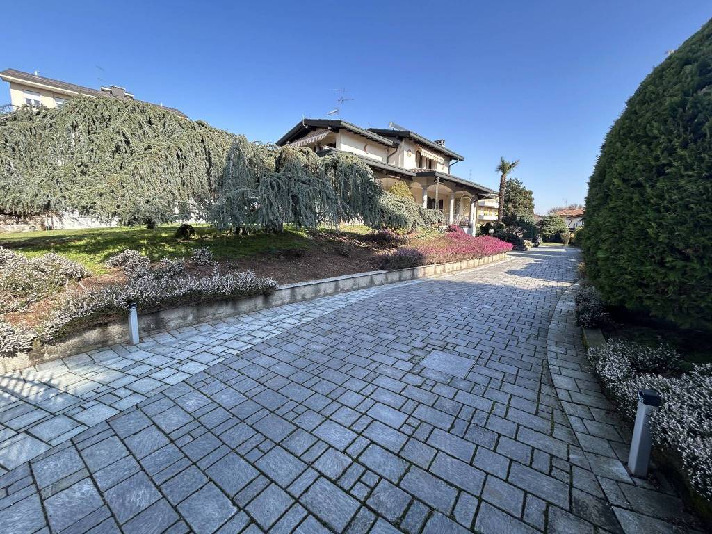 Villa a Fino mornasco in Via Edmondo De Amicis - Foto 5