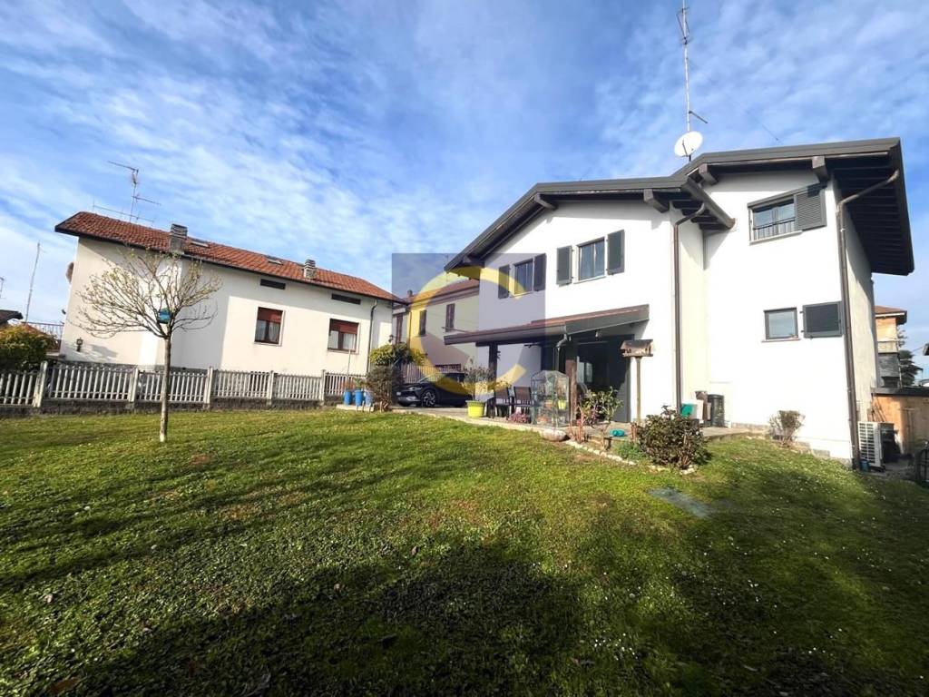 Villa a Cadorago in Via Arturo Toscanini - Foto 2