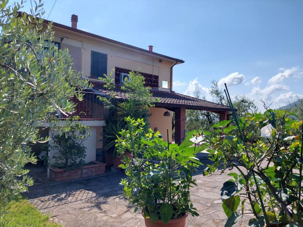 Villa a Serravalle pistoiese in Via Baco - Foto 2