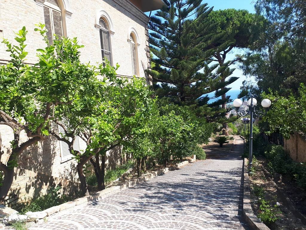Villa a Giulianova in Viale dello Splendore - Foto 3