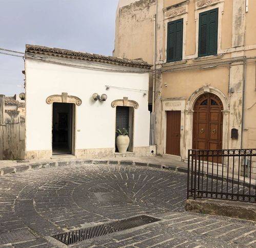 Appartamento a Noto in Via Mariannina Coffa 29 - Foto 2