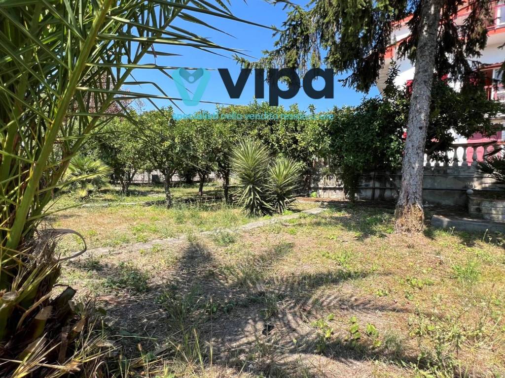 Villa a Minturno in Via Pizzo Balordo, 4 - Foto 2