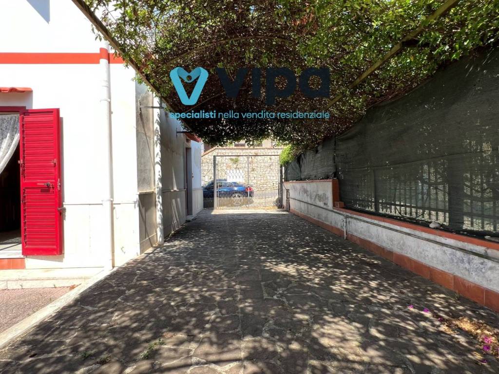Villa a Minturno in Via Pizzo Balordo, 4 - Foto 4