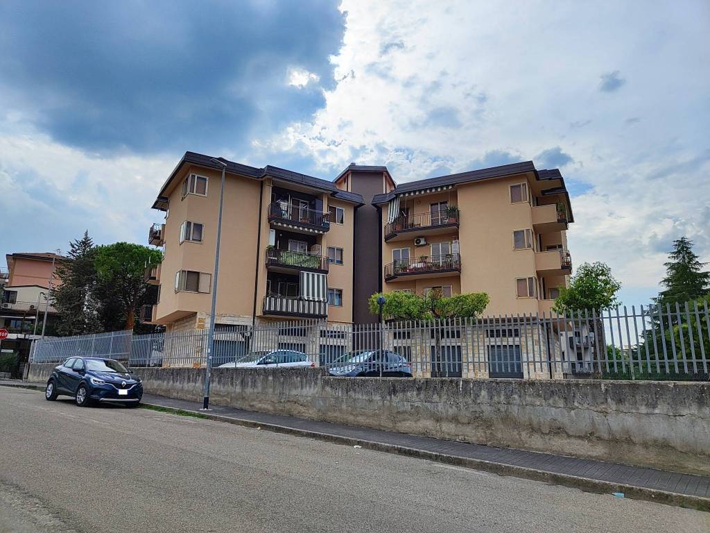 Appartamento a Benevento in Via Enzo Marmorale - Foto 3