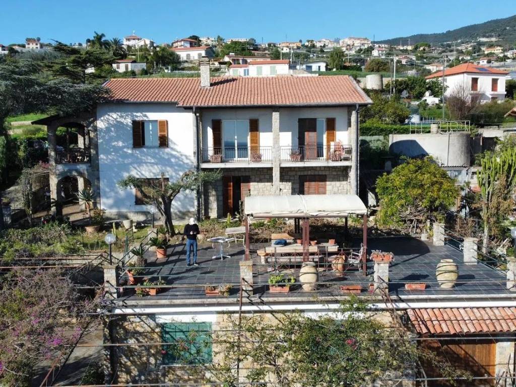 Villa a Sanremo in Via Padre Semeria - Foto 2