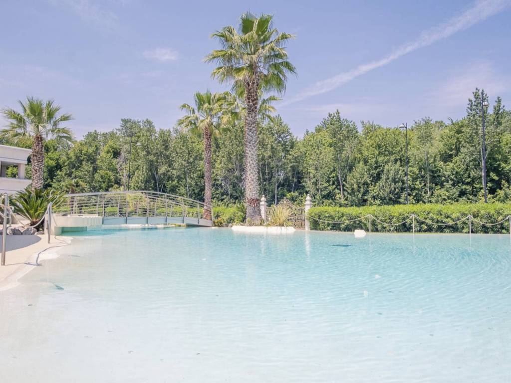 Appartamento a Desenzano del garda in Via Francesco Agello, 47 - Foto 3