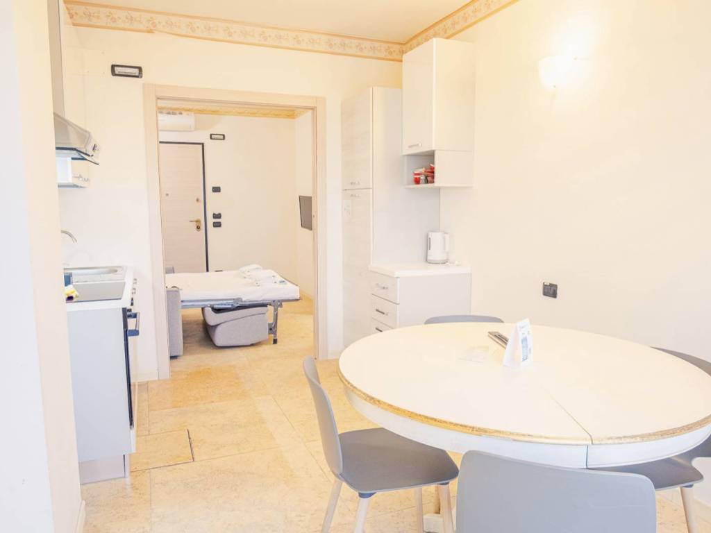 Appartamento a Desenzano del garda in Via Francesco Agello, 47 - Foto 5