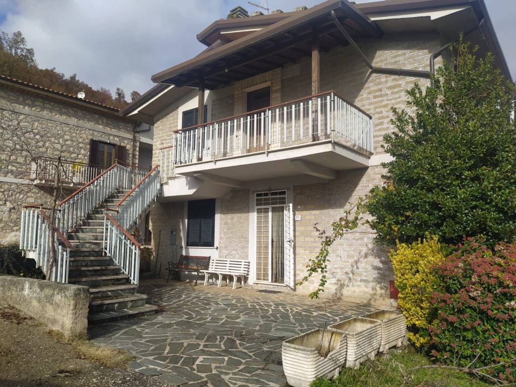 Villa a Trivigliano in Via Rio Preta - Foto 2