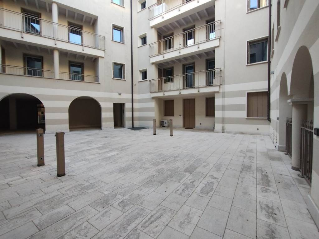 Appartamento a Mantova in Via Corrado, 54 - Foto 3