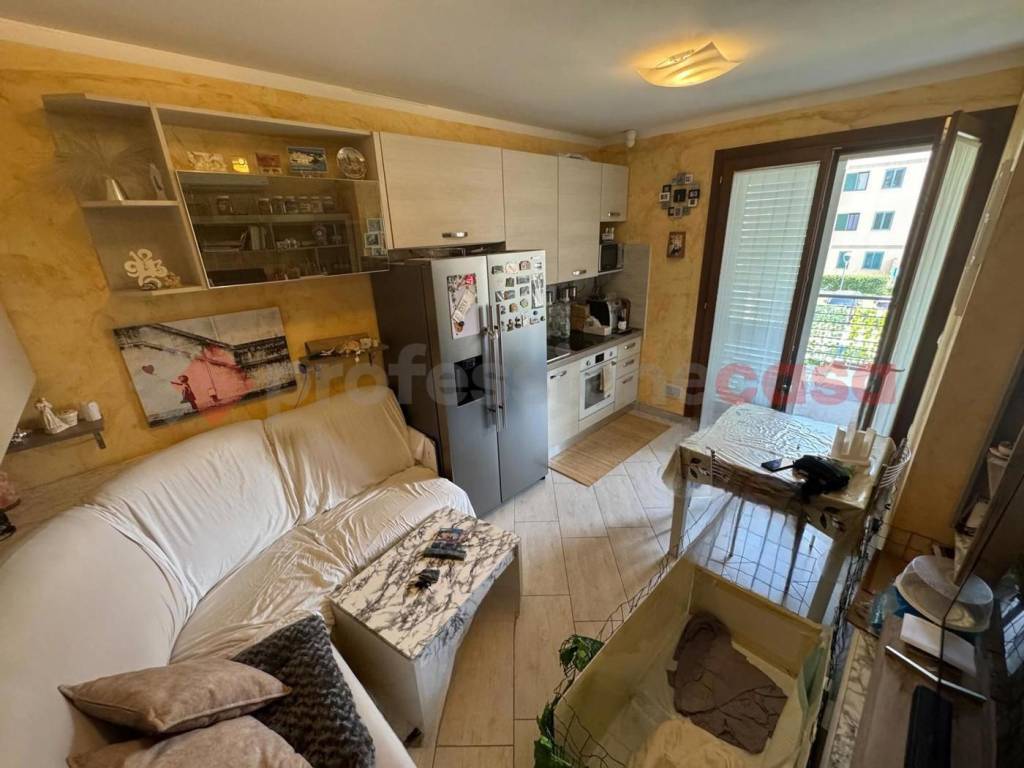 Appartamento a Tortoreto in Via Parri, snc - Foto 2