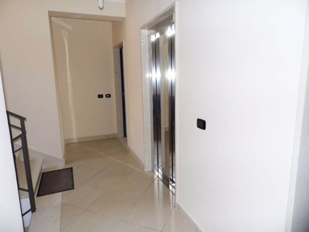 Appartamento a Cesinali - Foto 2