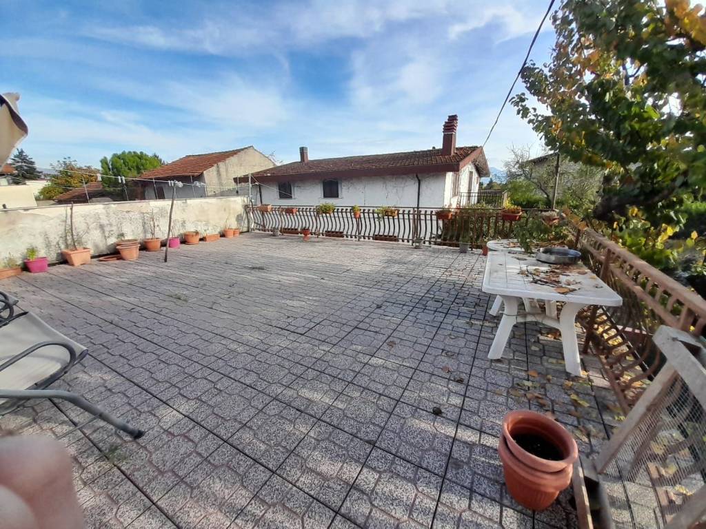 Casa indipendente a Avezzano in Via Europa - Foto 2