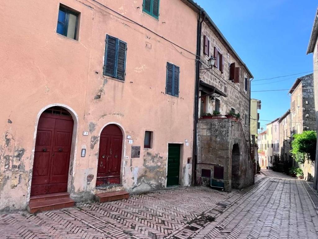 Appartamento a Sorano in Piazza San Bartolomeo, 11 - Foto 2
