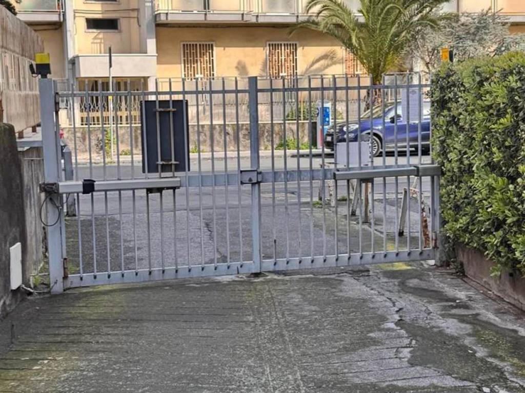 Box / garage a Catania - Foto 2