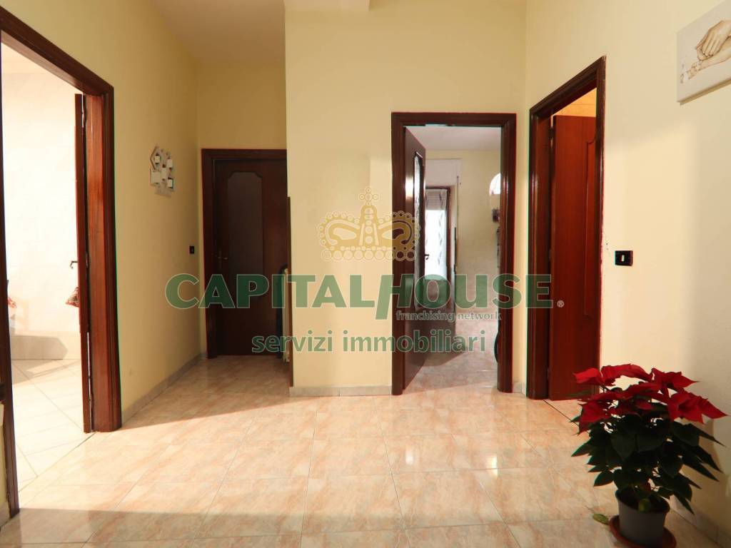 Villa a San nicola la strada in Via Enrico De Nicola, 33 - Foto 3