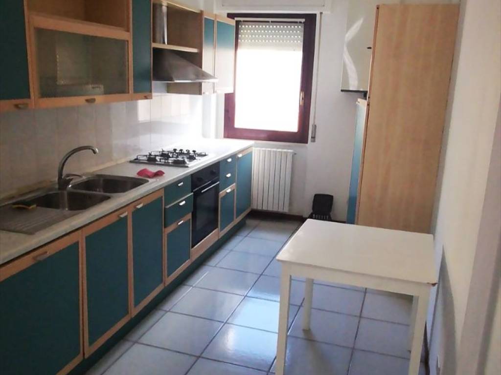 Appartamento a Chieti in Via Silvino Olivieri - Foto 4