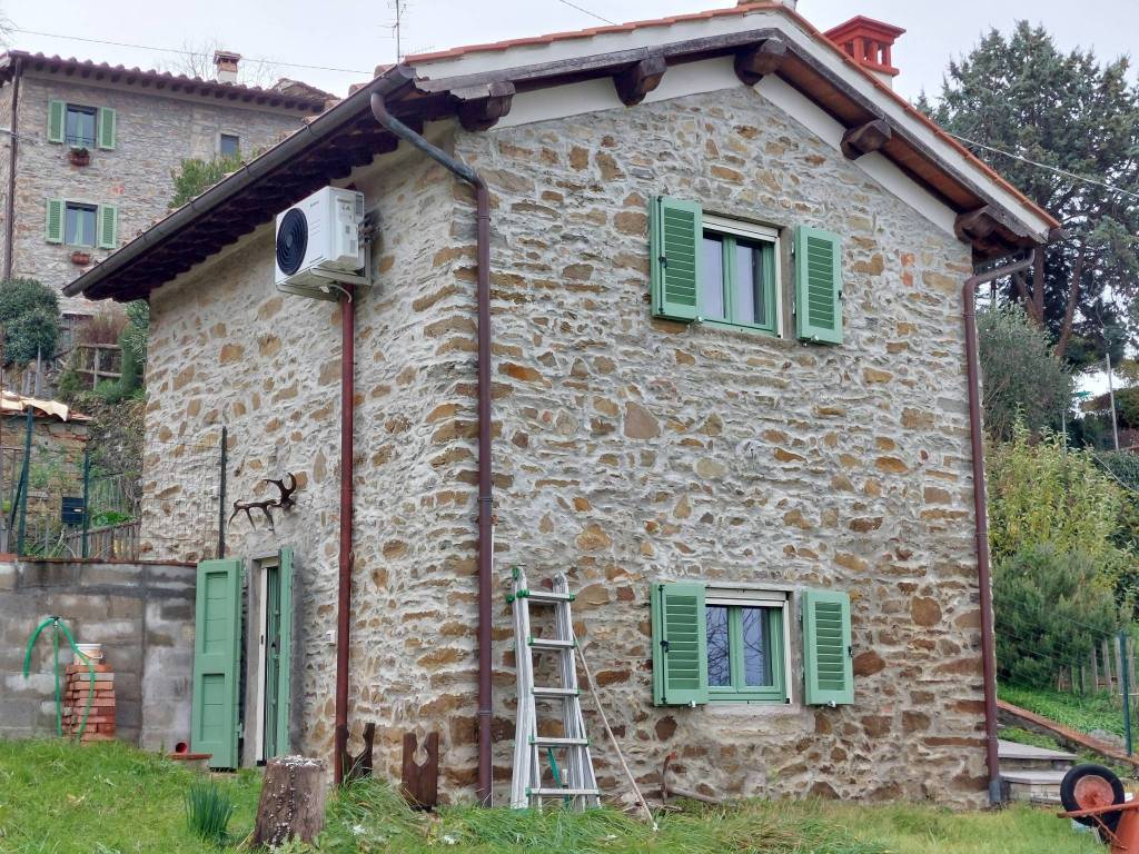 Rustico / casale a Pistoia in Via Pian di Bartolo - Foto 2
