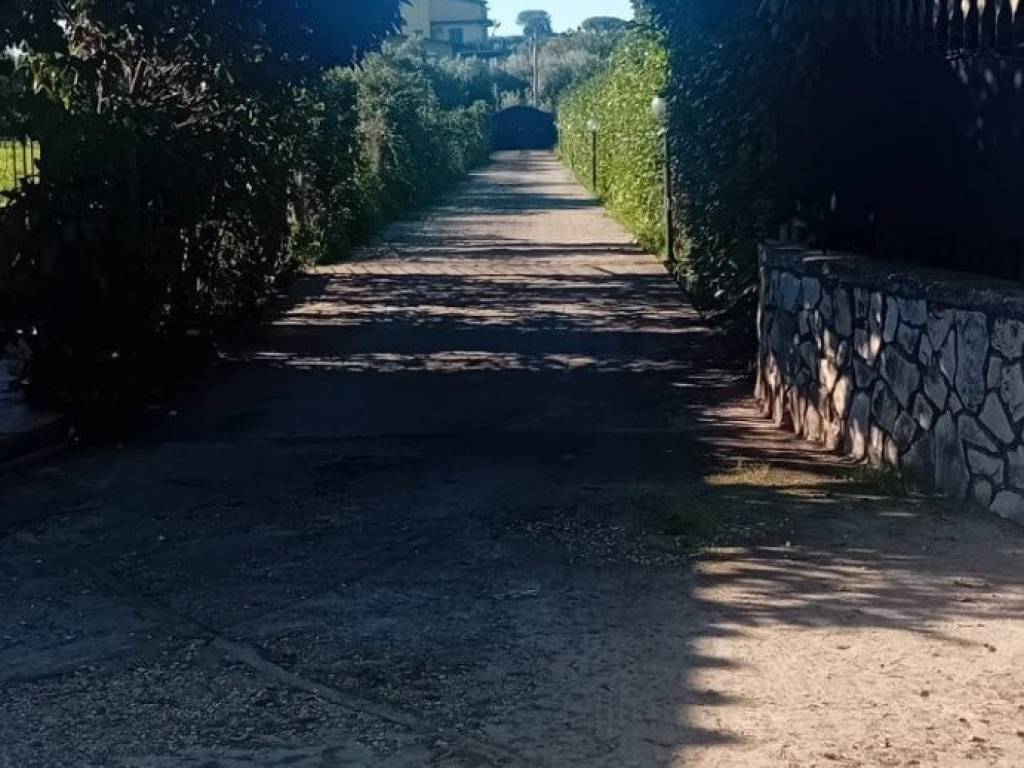 Appartamento a Frascati in Via dell'Acqua Acetosa Anagnina - Foto 4