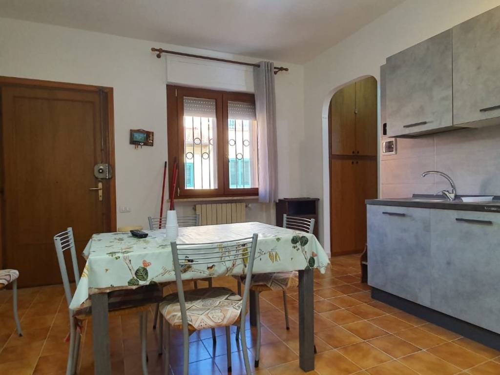 Appartamento a Follonica in Via Piemonte, 44 - Foto 4