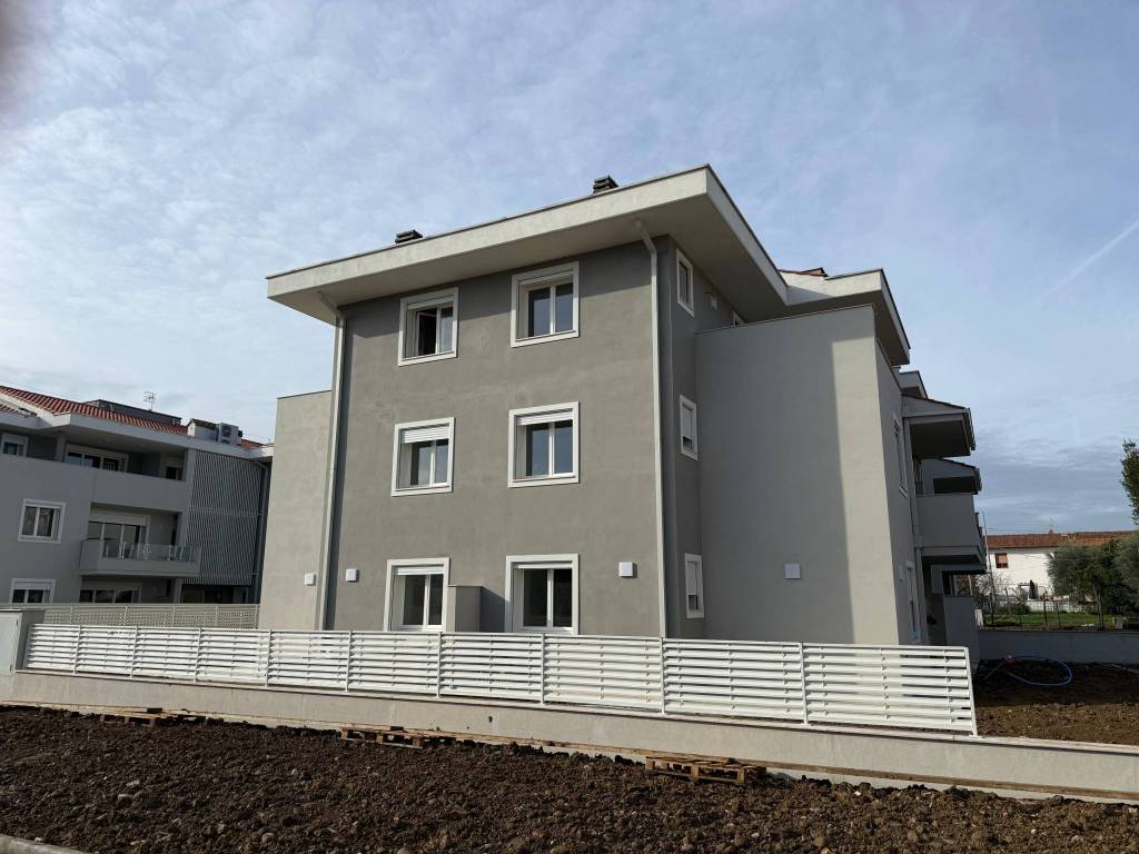Appartamento a Montemurlo in Via Ruggero Leoncavallo - Foto 4