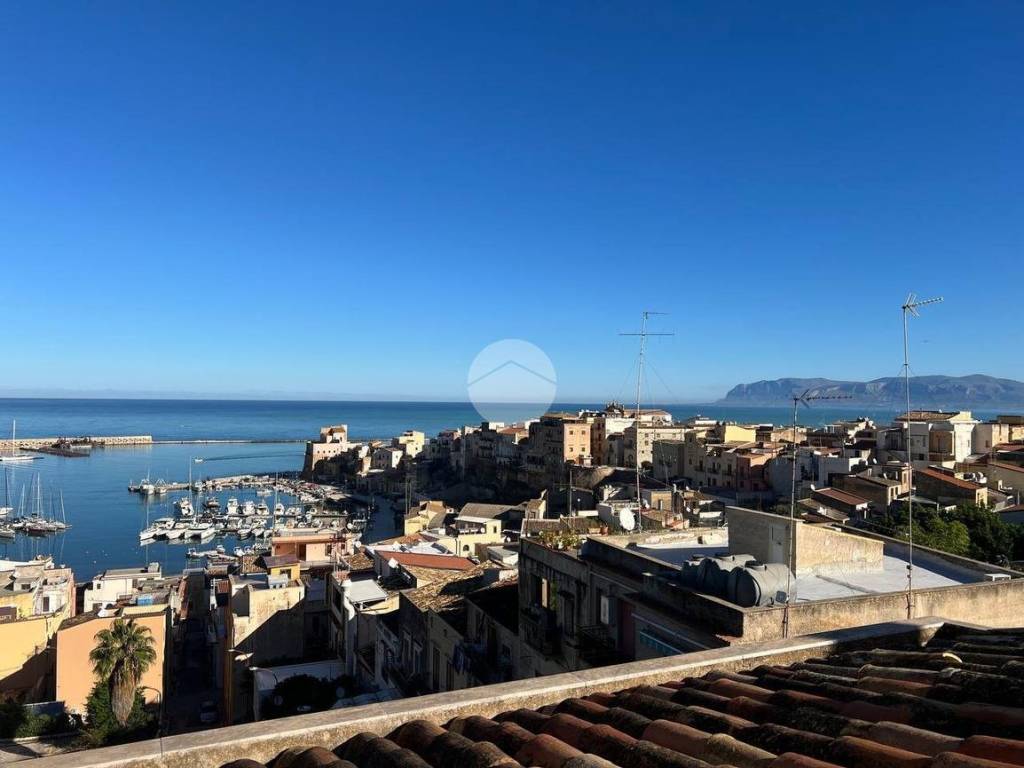 Casa indipendente a Castellammare del golfo in Via Canale Vecchio, 13 - Foto 3