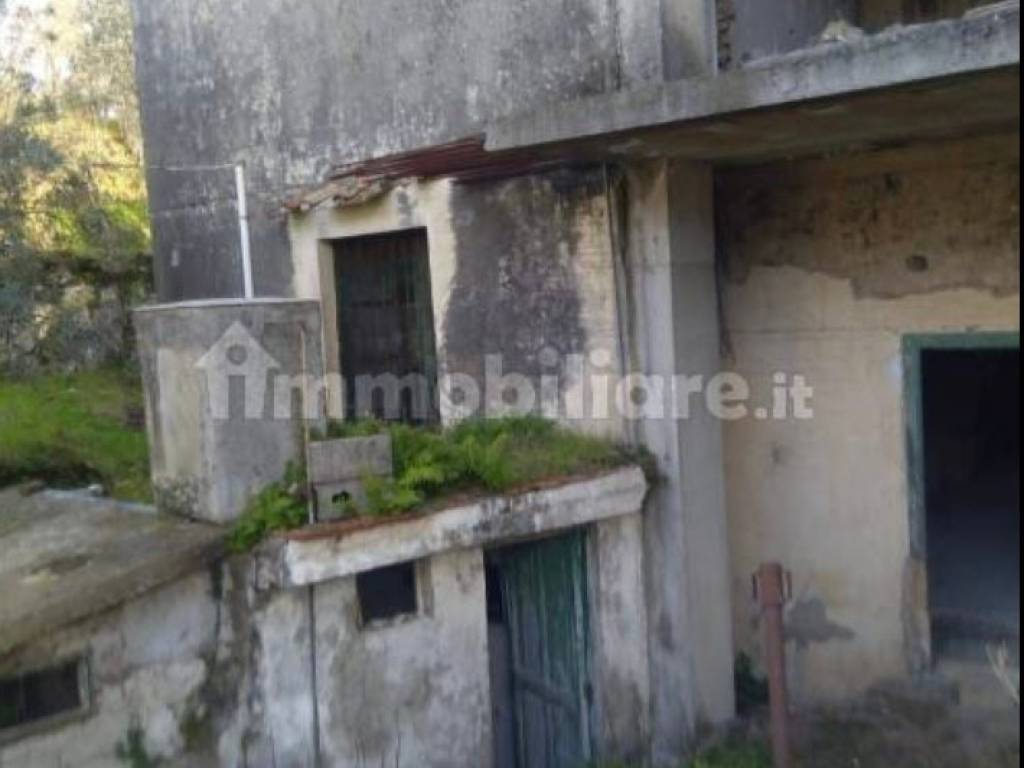 Palazzo / stabile a Pellezzano - Foto 3