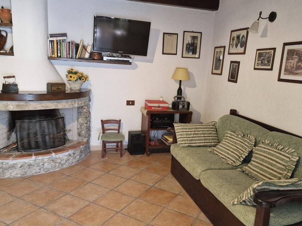 Casa indipendente a Tagliacozzo in Via Cappadocia, 49 - Foto 2