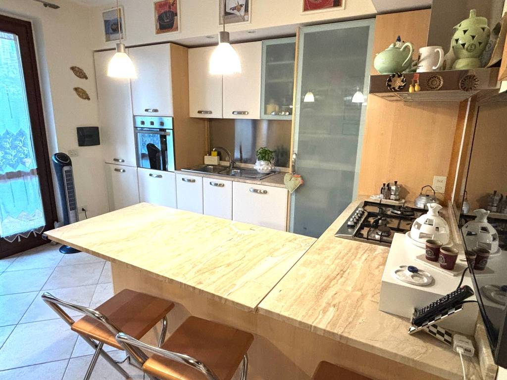 Villa a Serravalle pistoiese in Via Dante Alighieri - Foto 4