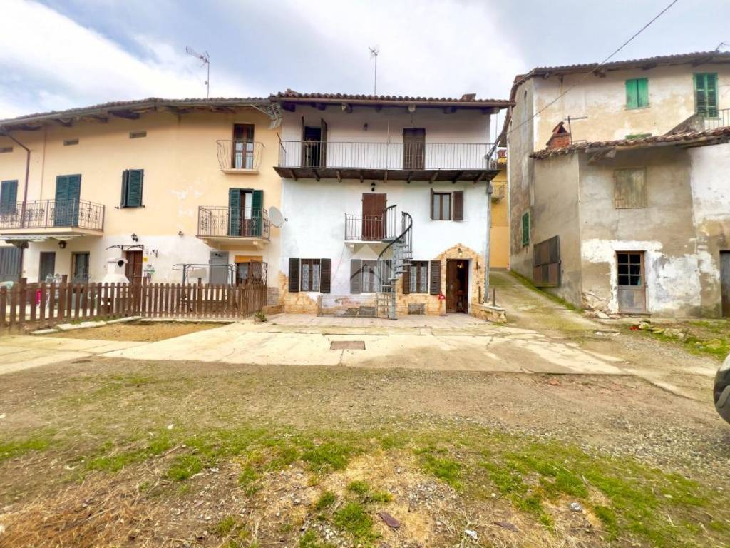 Casa indipendente a Passerano marmorito in Via Maestra - Foto 3