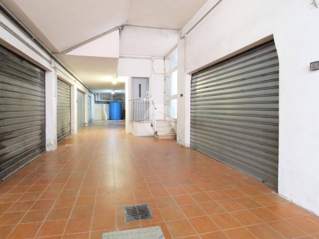 Box / garage a San benedetto del tronto in Via Guido Sgattoni, 1 - Foto 4