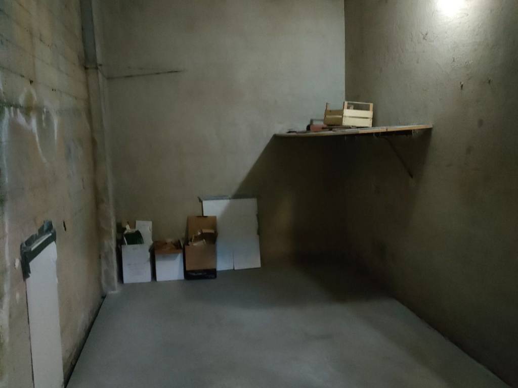 Box / garage a Asti in Via Don Luigi Orione - Foto 3