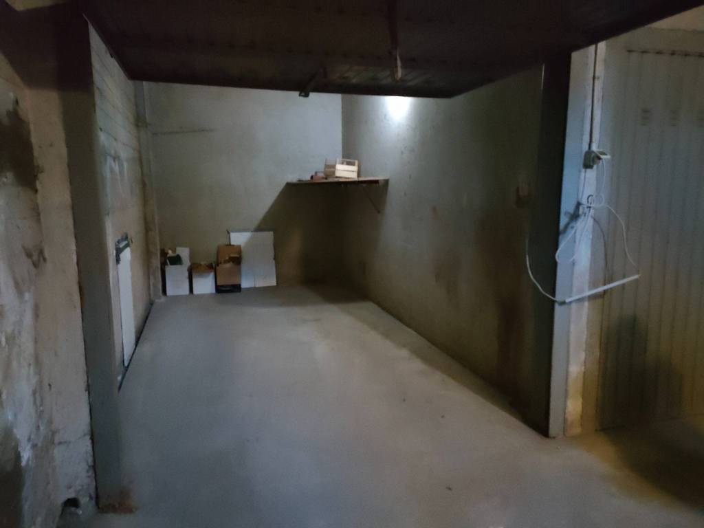 Box / garage a Asti in Via Don Luigi Orione - Foto 4