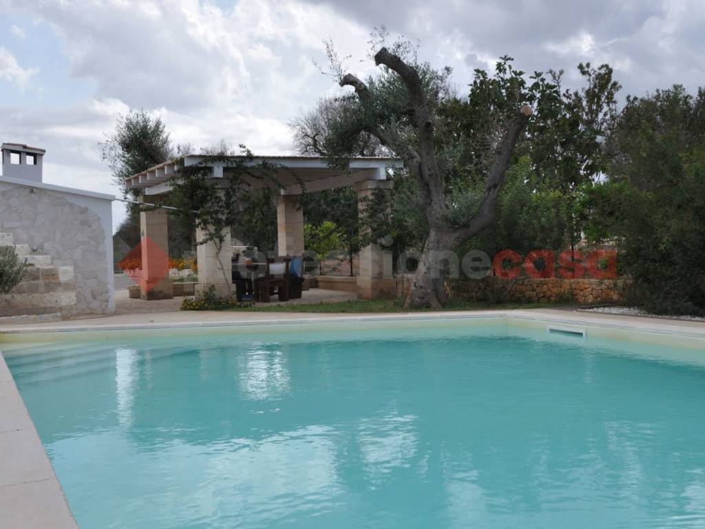 Villa a San vito dei normanni in CONTRADA MONDESCINE, SNC - Foto 4