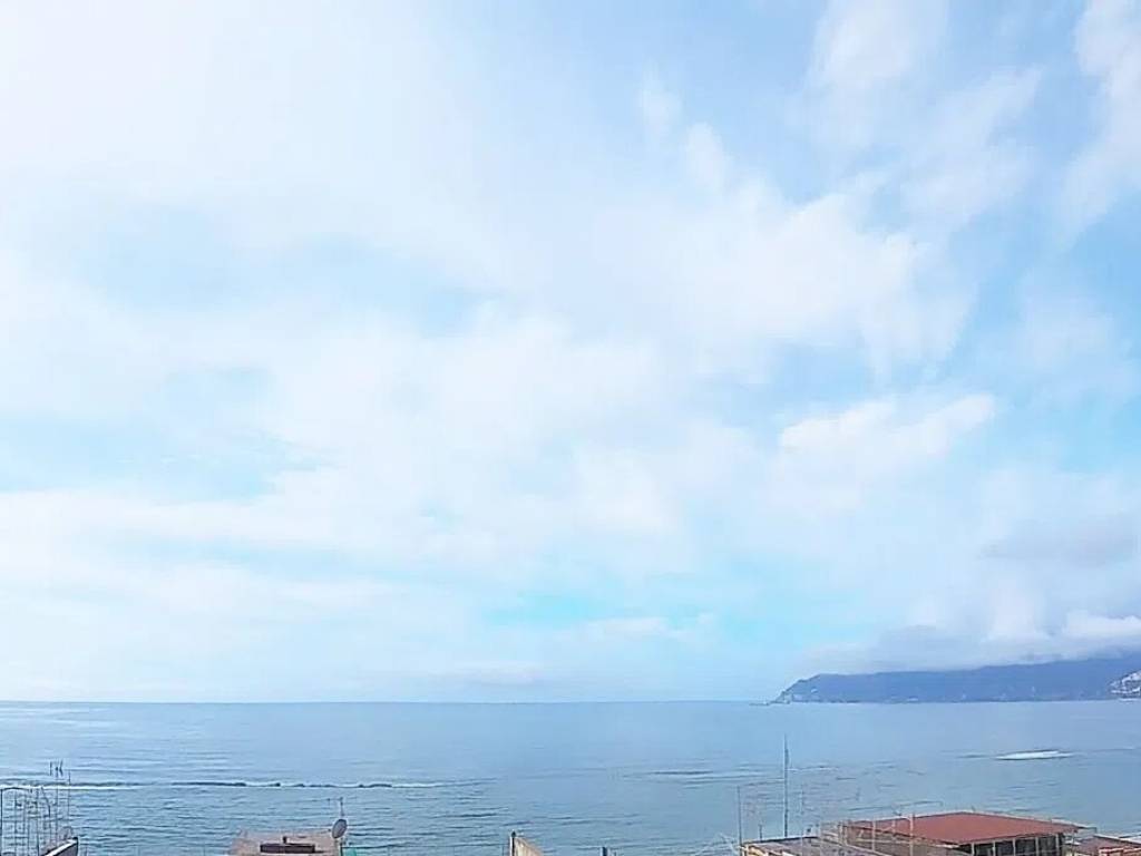 Appartamento a Salerno in Via Parmenide - Foto 2