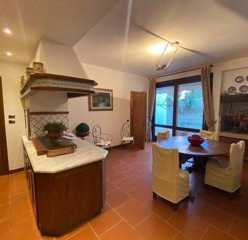 Villa a Lecce in Via Francesco Camassa - Foto 5