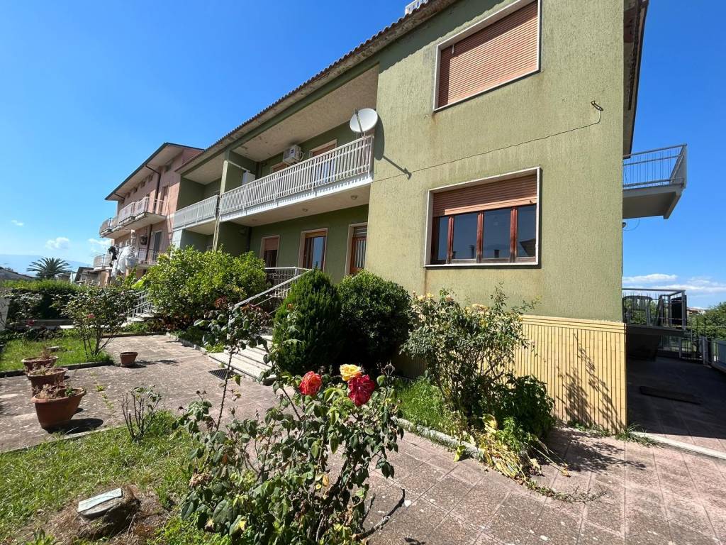 Appartamento a San giorgio del sannio in Via Fellonici - Foto 4