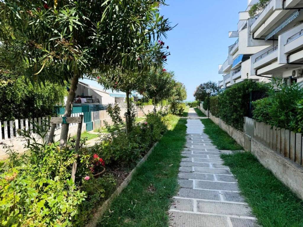 Appartamento a Martinsicuro in Lungomare Europa, 286 - Foto 3
