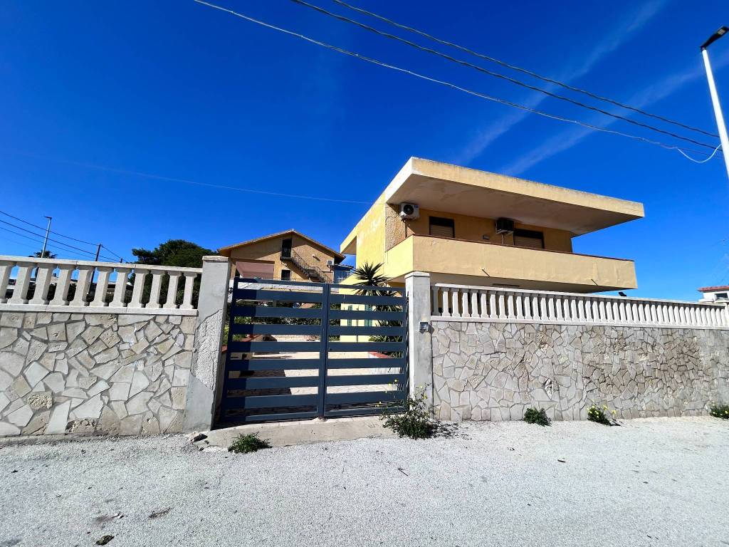 Villa a Noto in Via Della Sabbia D'oro - Foto 2