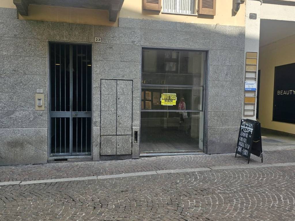 Immobile a Lecco in Via Camillo Benso di Cavour, 23 - Foto 2