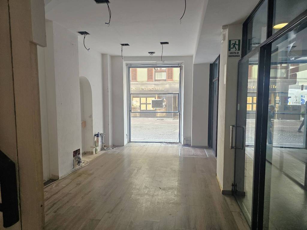 Immobile a Lecco in Via Camillo Benso di Cavour, 23 - Foto 4