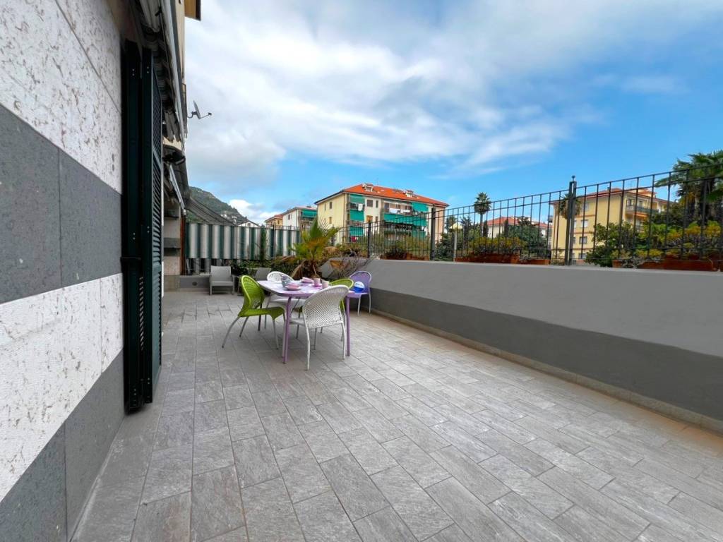 Appartamento a Borgio verezzi in Via 4 Novembre - Foto 4