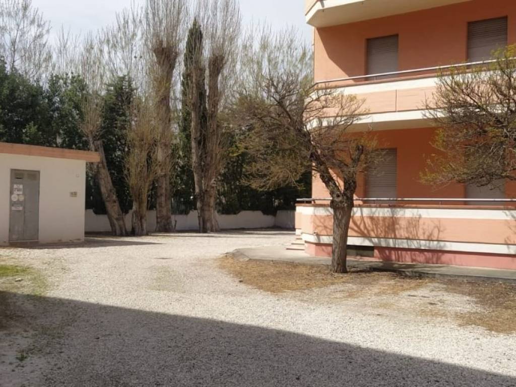 Appartamento a Alba adriatica in Via Sicilia, 12 - Foto 3