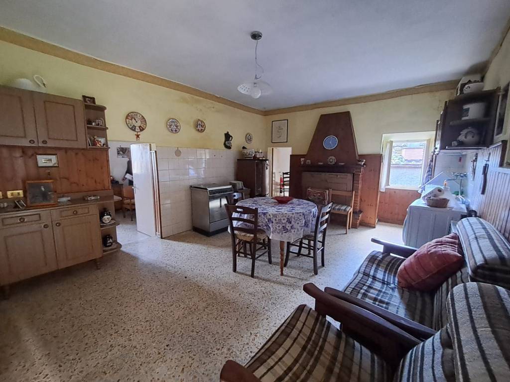 Casa indipendente a Amelia in Via Rimembranze - Foto 3