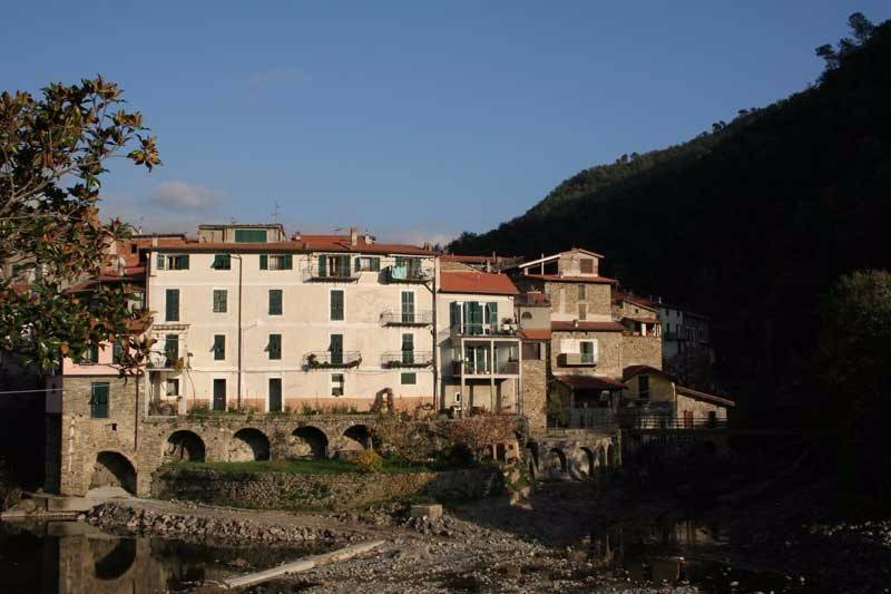 Appartamento a Isolabona in Via Liberale, 8 - Foto 2