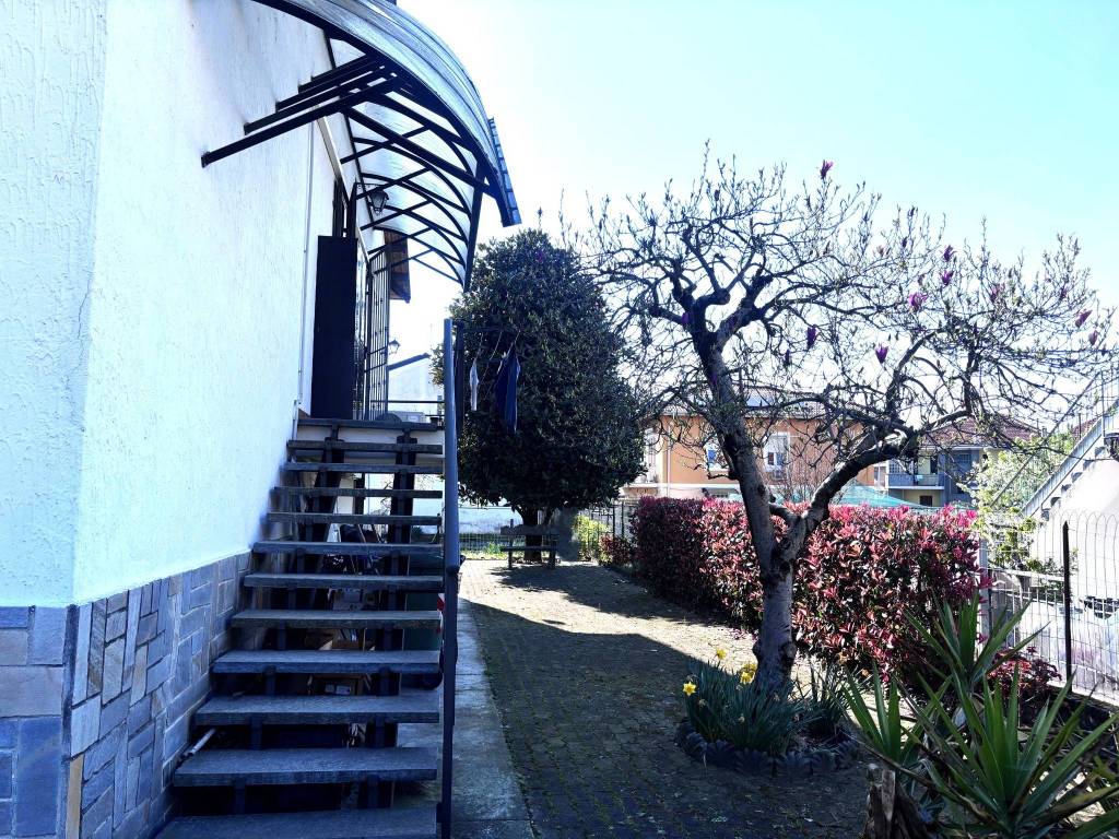 Villa a Nichelino in Via Guido Gozzano, 36 - Foto 3
